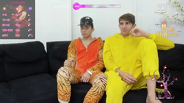 StrawwBoys online show from 10/14/25, 10:49