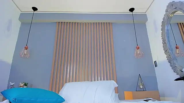 mary suarez online show from 02/26/25, 09:42