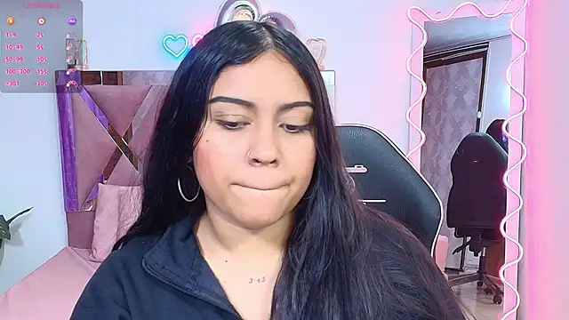 Snapshot of kendra_tay chatting on 10/19/25, 03:29 kendra tay online show from 10/19/25, 03:29