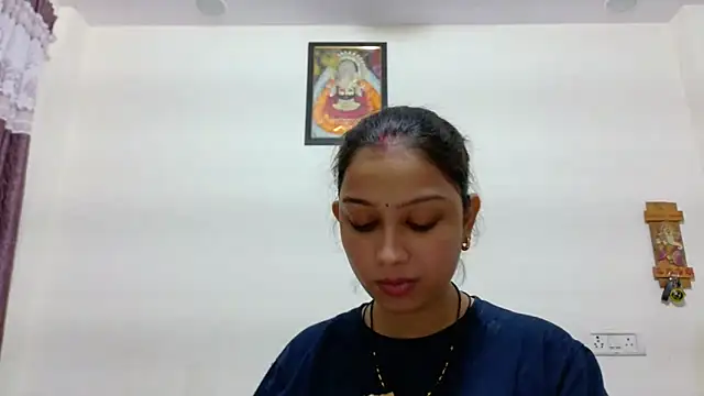 Aleena Rai online show from 10/12/25, 07:13