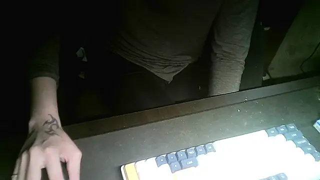 Snapshot of Ryan67533 chatting on 12/14/24, 12:55 Ryan67533 online show from 12/14/24, 12:55