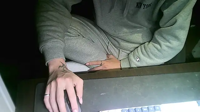 Snapshot of Ryan67533 chatting on 12/22/24, 09:22 Ryan67533 online show from 12/22/24, 09:22