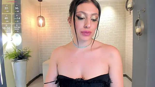 Snapshot of IrinaPortman chatting on 02/18/25, 01:21 IrinaPortman online show from 02/18/25, 01:21