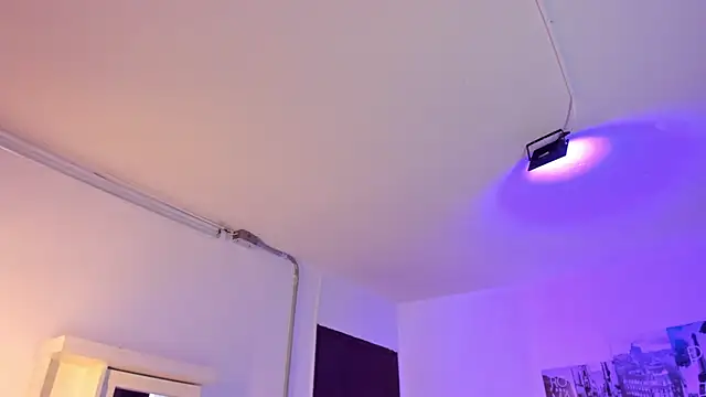 Snapshot of Amy_Kiitty_ chatting on 09/16/25, 12:28 Amy Kiitty online show from 09/16/25, 12:28