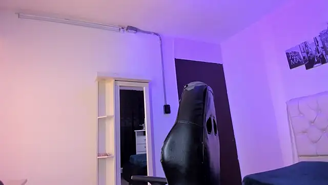 Amy Kiitty  online show from 10/16/25, 12:50