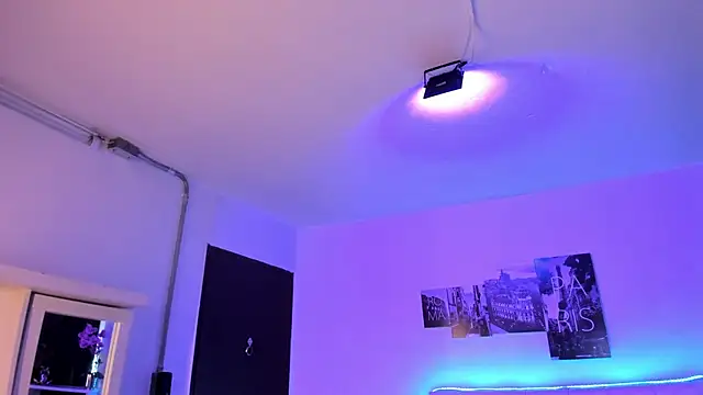 Amy Kiitty  online show from 11/15/25, 12:45