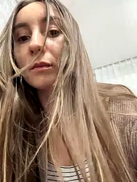 viviandaimond1 online show from 10/16/25, 01:23