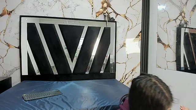 KarinaSimonz online show from 10/16/25, 06:42