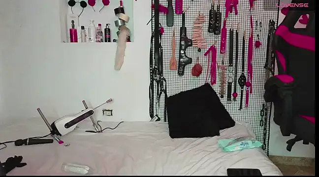 Megaan Greey online show from 03/07/25, 09:27