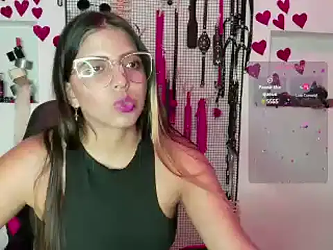 Megaan Greey online show from 03/21/25, 09:34