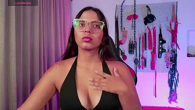 Megaan Greey online show from 10/11/25, 09:35