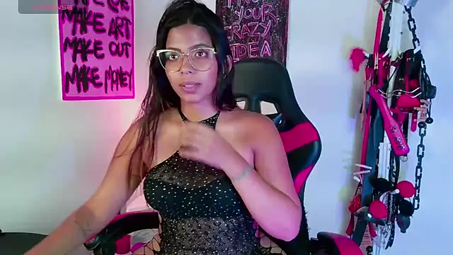 Megaan Greey online show from 10/25/25, 11:54