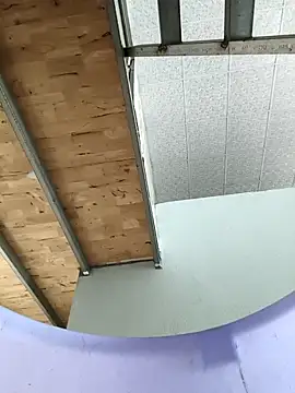 Hue87 online show from 09/22/25, 02:24