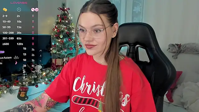 Marta May  online show from 12/18/24, 05:00