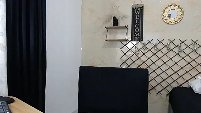 Snapshot of Dakota_SweetX chatting on 09/11/25, 04:01 Dakota SweetX online show from 09/11/25, 04:01