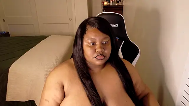 explosivekitty69 online show from 11/15/25, 10:34