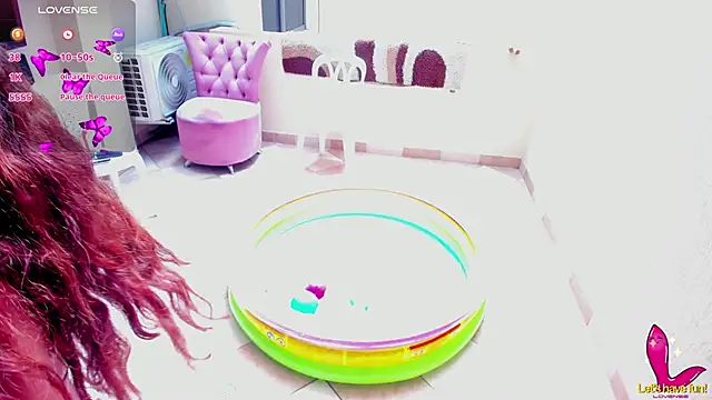 Snapshot of ShainaBonne chatting on 09/17/25, 03:57 ShainaBonne online show from 09/17/25, 03:57