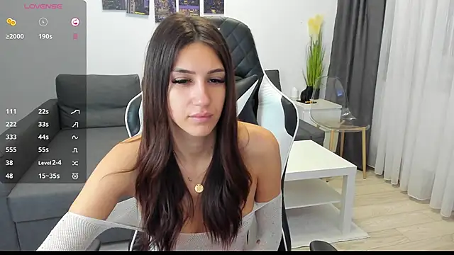 Kimi Ivy online show from 10/13/25, 04:23