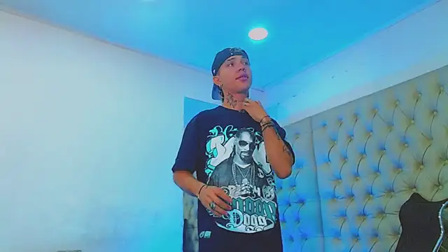 HannibalLester online show from 01/26/25, 03:48