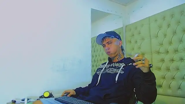 HannibalLester online show from 01/28/25, 04:19