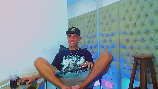 HannibalLester online show from 01/29/25, 07:32