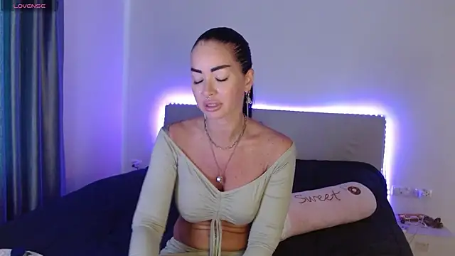 amber tasty online show from 01/08/25, 02:25