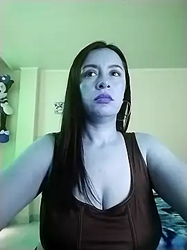 Snapshot of hailey85 chatting on 10/15/25, 07:58 hailey85 online show from 10/15/25, 07:58