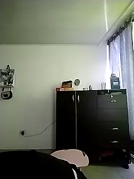 Snapshot of hailey85 chatting on 11/01/25, 10:01 hailey85 online show from 11/01/25, 10:01