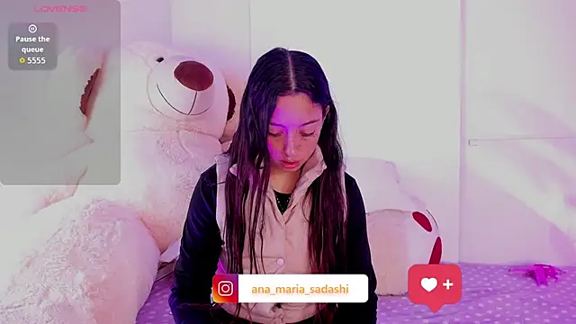 Snapshot of sadashi_moon_ chatting on 10/27/25, 01:42 sadashi moon online show from 10/27/25, 01:42