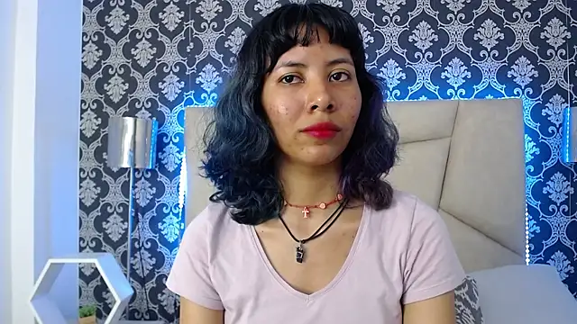 Akane Uwu online show from 03/12/25, 07:28