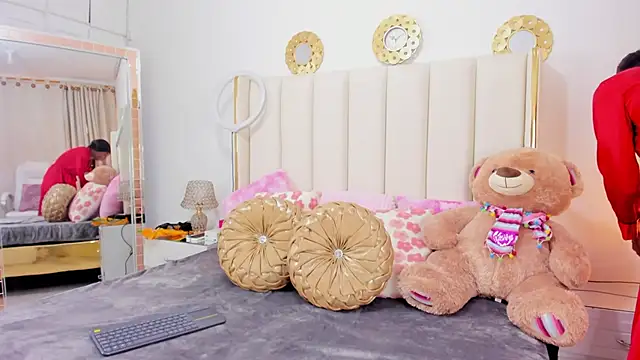 evangelin ts online show from 11/14/25, 01:54