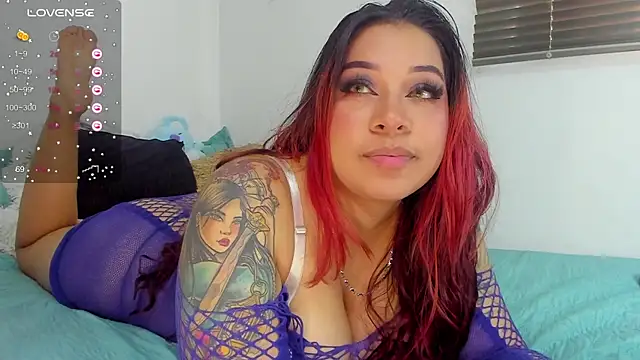 Snapshot of C_rose97 chatting on 01/19/25, 09:55 C rose97 online show from 01/19/25, 09:55