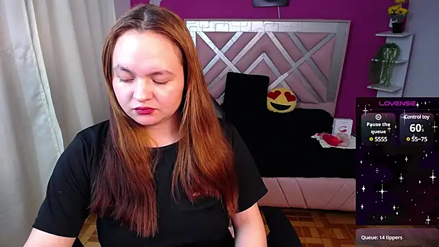 Snapshot of Naiara_Sex_ chatting on 01/02/25, 04:35 Naiara Sex online show from 01/02/25, 04:35