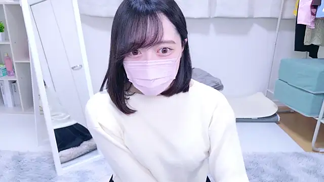 Snapshot of Yurie_ chatting on 12/11/24, 03:02 Yurie  online show from 12/11/24, 03:02