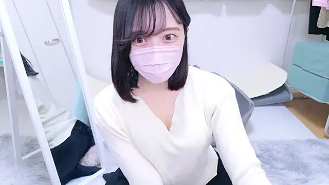 Snapshot of Yurie_ chatting on 12/11/24, 11:08 Yurie  online show from 12/11/24, 11:08