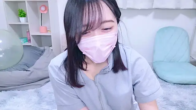 Snapshot of Yurie_ chatting on 02/09/25, 02:17 Yurie  online show from 02/09/25, 02:17