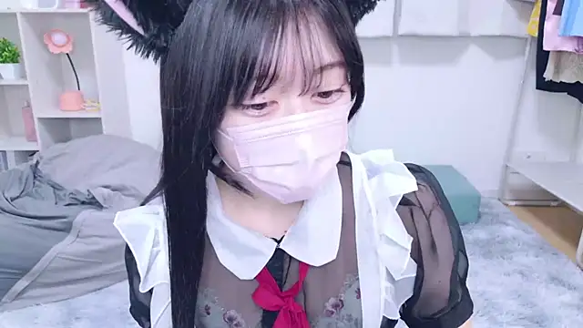 Snapshot of Yurie_ chatting on 03/21/25, 11:22 Yurie  online show from 03/21/25, 11:22