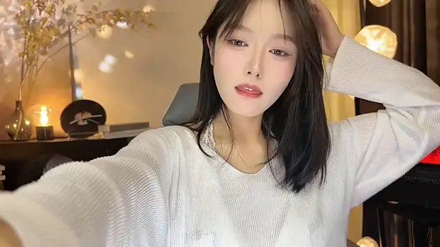 xiaodaibabyy online show from 12/23/24, 04:17