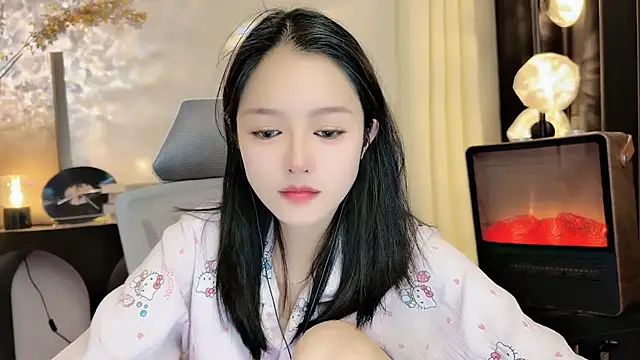 xiaodaibabyy online show from 02/20/25, 04:25