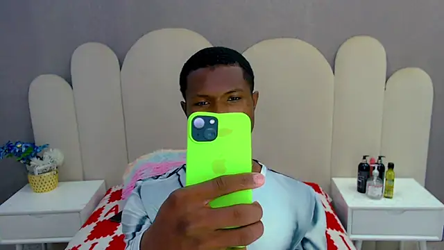 Snapshot of joel_blackcock chatting on 11/04/25, 03:11 joel blackcock online show from 11/04/25, 03:11