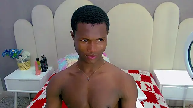 Snapshot of joel_blackcock chatting on 11/06/25, 03:02 joel blackcock online show from 11/06/25, 03:02