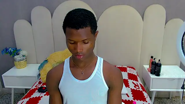 Snapshot of joel_blackcock chatting on 11/20/25, 03:23 joel blackcock online show from 11/20/25, 03:23