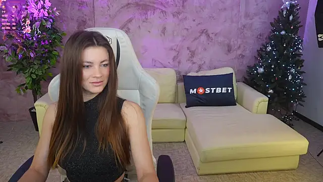 Snapshot of Julia__Star_ chatting on 01/07/25, 08:03 Julia Star online show from 01/07/25, 08:03