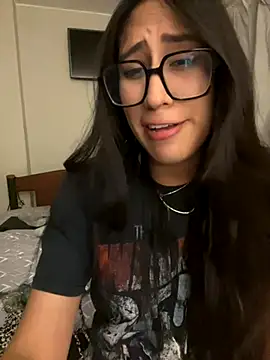 AleFantasy0001 online show from 10/15/25, 04:23