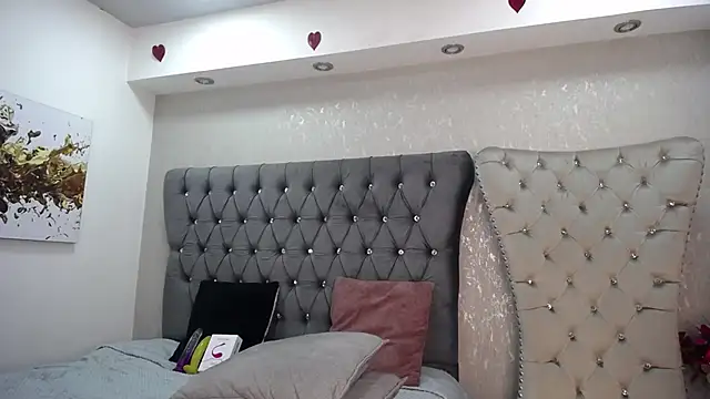 Snapshot of Melodi_Roux chatting on 03/08/25, 09:50 Melodi Roux online show from 03/08/25, 09:50