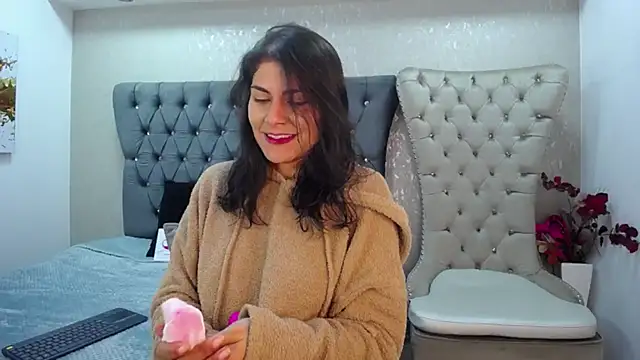 Snapshot of Melodi_Roux chatting on 03/14/25, 12:40 Melodi Roux online show from 03/14/25, 12:40