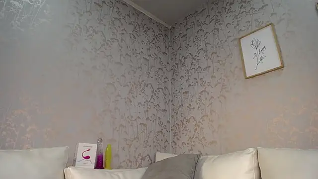 Snapshot of Melodi_Roux chatting on 03/21/25, 07:35 Melodi Roux online show from 03/21/25, 07:35