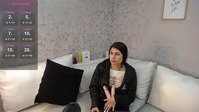 Snapshot of Melodi_Roux chatting on 03/22/25, 08:26 Melodi Roux online show from 03/22/25, 08:26