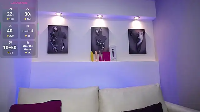 Snapshot of Melodi_Roux chatting on 09/14/25, 01:32 Melodi Roux online show from 09/14/25, 01:32