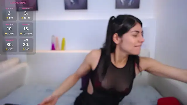 Snapshot of Melodi_Roux chatting on 09/24/25, 01:36 Melodi Roux online show from 09/24/25, 01:36